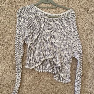 Ecoté gray and white knit sweater